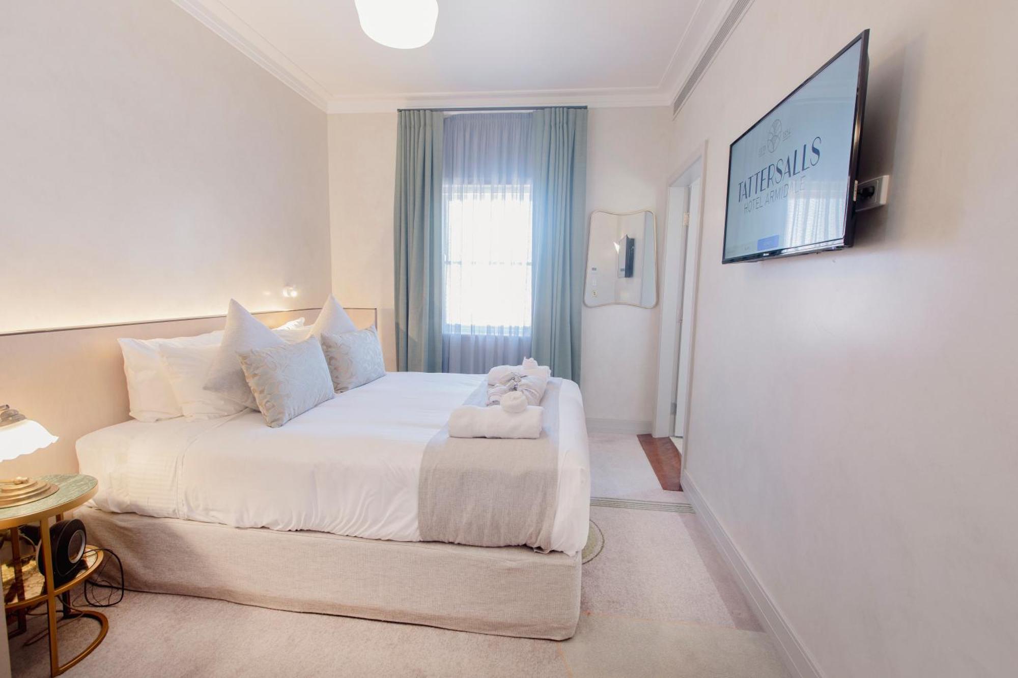 Tattersalls Hotel Армидейл Экстерьер фото