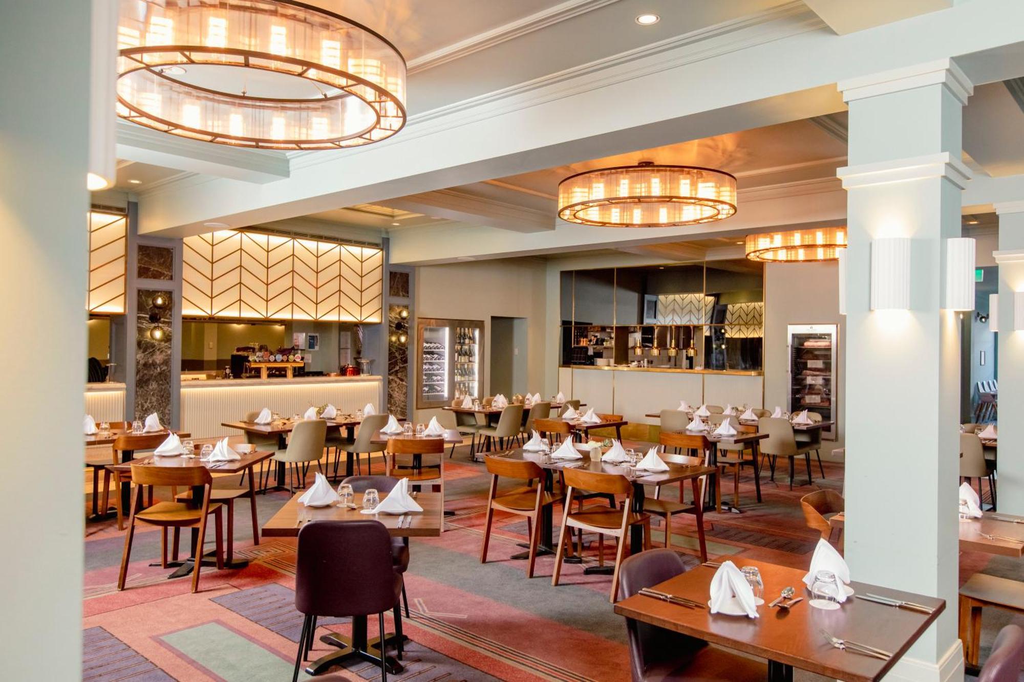 Tattersalls Hotel Армидейл Экстерьер фото