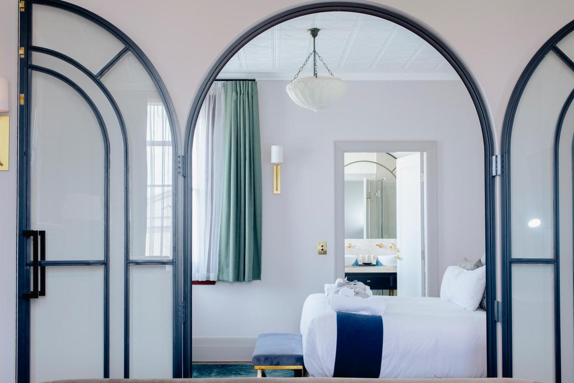 Tattersalls Hotel Армидейл Экстерьер фото