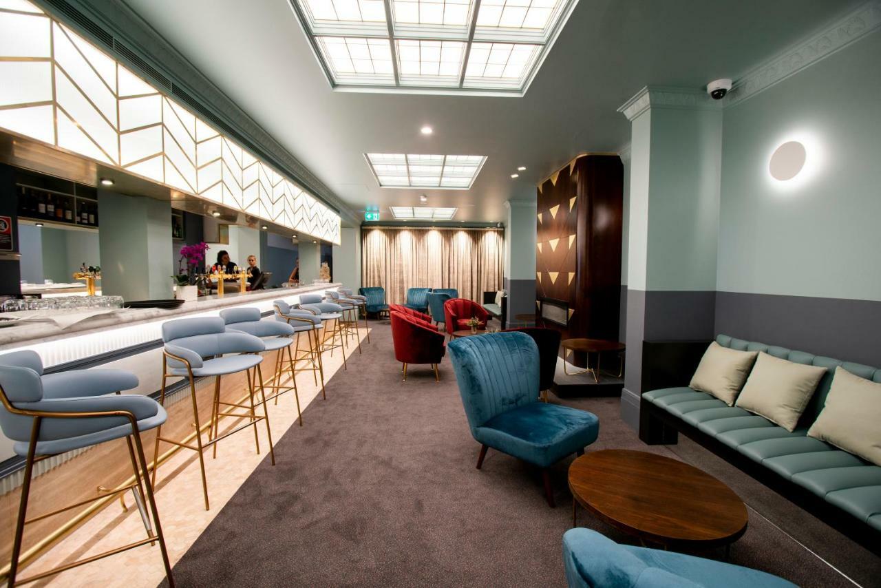 Tattersalls Hotel Армидейл Экстерьер фото